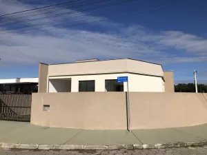 '